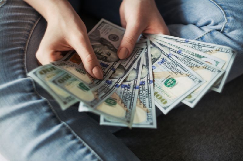 Financial Responsibility Tips For Young Adults #beverlyhills #beverlyhillsmagazine #financialeducation #personalfinance #debtrelief #financialresponsibility
