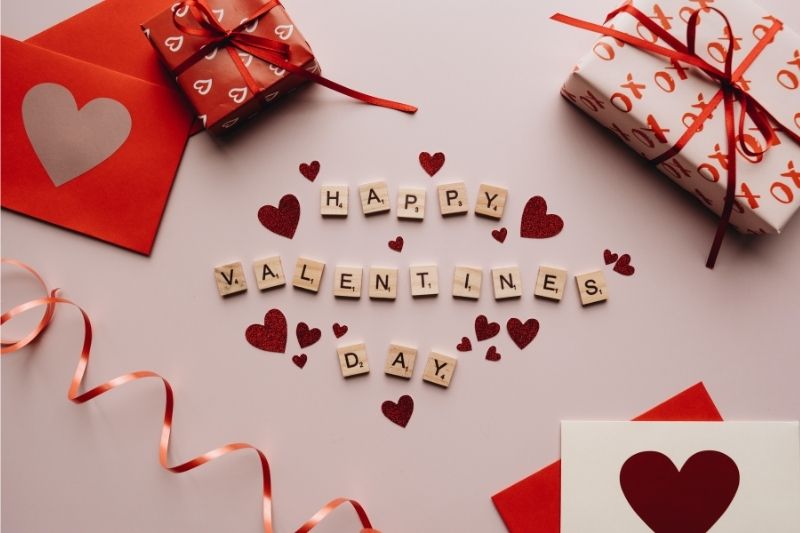 5 Ways To Surprise Your Partner This Valentine #beverlyhills #beverlyhillsmagazine #bevhillsmag #valentine #valentinegift #perfectgift #idealgift #affirmyourcommitment
