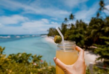 Fun Ways You Can Spend Summer Vacation With Friends #beverlyhills #beverlyhillsmagazine #bevhillsmag #summervacation #roadtrip #privateboat