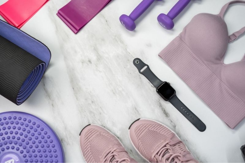 Gift Ideas That Every Fitness Enthusiast Will Love #beverlyhills #beverlyhillsmagazine #fitnessenthusiast #fitnessroutine #bottlekeeper #greatgiftideas #perfectgift #bevhillsmag