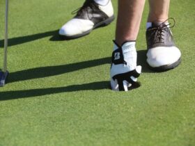 Golf Etiquette: Things You Need To Know #beverlyhills #beverlyhillsmagazine #bevhillsmag #golfcourse #golfgame #golfball #golfetiquette