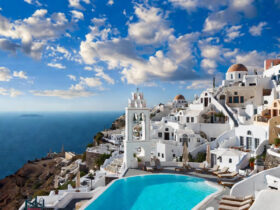 Grace Hotel Santorini Greece #gracehotel #bevhillsmag #travel #luxuryvacation #aubergeresorts #santorini #greece