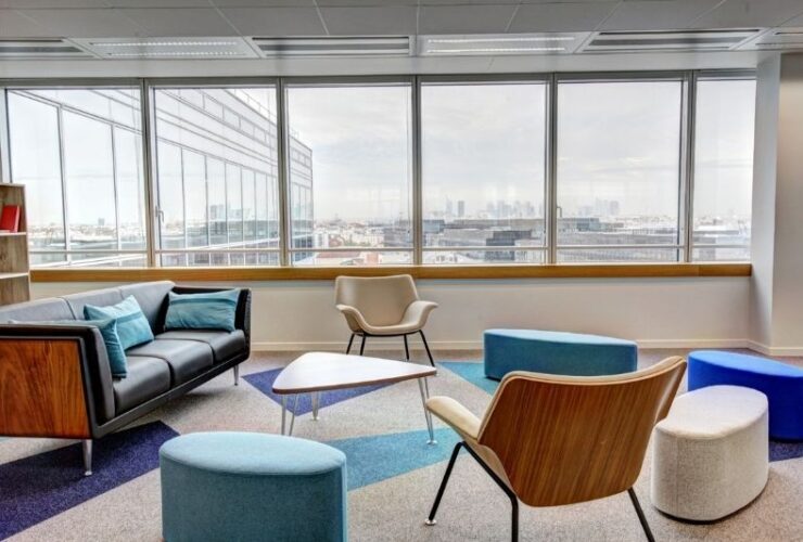 Guide To Designing With Mismatched Furniture #beverlyhills #beverlyhillsmagazine #bevhillsmag #mismatchedfurniture #mismatchedspaces #unmatchedpieces #vintagepieces