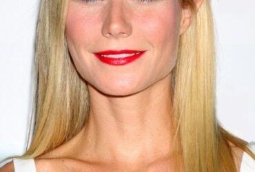 Gwyneth Paltrow #HollywoodSpotlight #hollywood #moviestars #famous #actress #beautiful #celebrity #katehudson #entertainment #celebrityoftheweek #movies #celebrities #beverlyhills #gwynethpaltrow #BevHillsMag