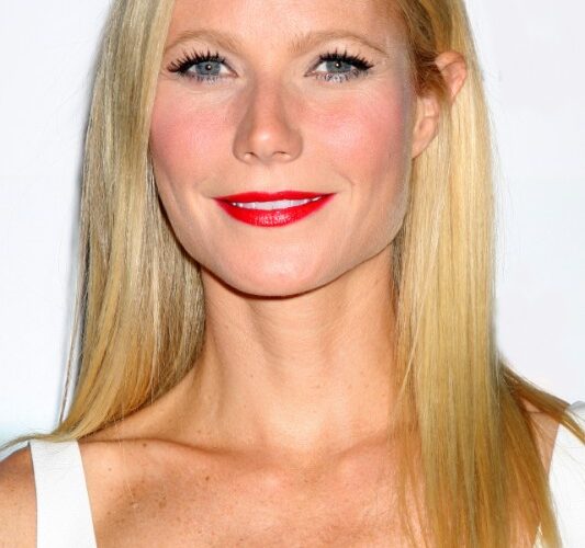 How Celebrities Quit Smoking