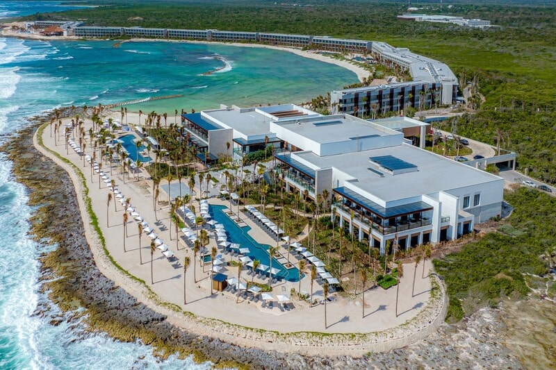 Hilton Paradise Vacation at Riviera Maya Tulum #travel #hotels #bevhillsmag #beverlyhillsmagazine #beverlyhills