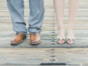 How to Choose The Right Shoes for Your Work #shoes #shoesreviews #shop #beverlyhills #beverlyhillsmagazine #bevhillsmag