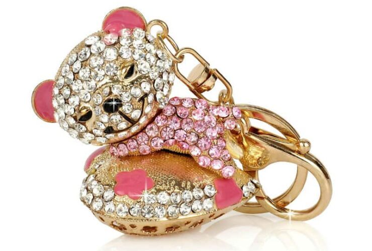 Different Keychain Styles For You #style #keychains #keychain #styles #fashion #beverlyhills #bevhillsmag #beverlyhillsmagazine