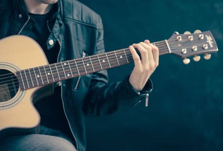 4 Great Ways To Revamp A Musician's Home #music #musicstars #celebrities #celebritylife #musicartist #bevhillsmag #beverlyhillsmagazine #beverlyhills