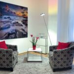 Home Decor Trends to Keep an Eye On #beverlyhills #beverlyhillsmagazine #bevhillsmag #vintagefurniture #homedecor #decortrends #fashiontrend #interiordesigner