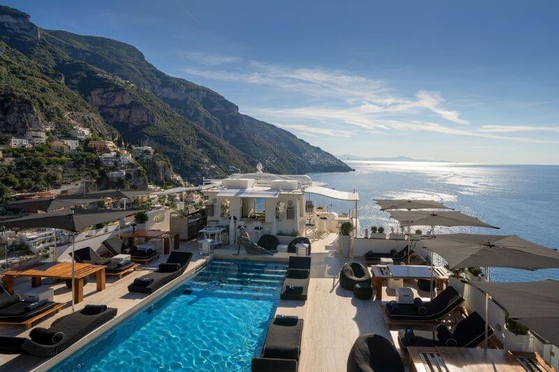 Hotel Villa Franca Amalfi Coast luxury:#beverlyhillsmagazine #beverlyhills #bevhillsmag #hotelvillafranca #italy #vacation #vacationinitaly #holidaydestinations #bucketlist #luxurioushotel