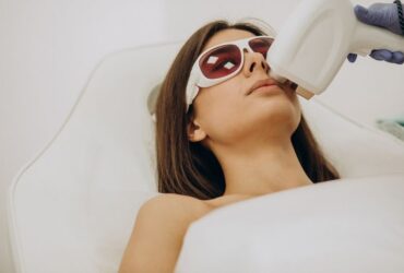 How Beauty Technology Is Changing Cosmetics #beverlyhills #beverlyhillsmagazine #bevhillsmag #cosmeticompanies #beauty #beautytechnology #beautyindustry