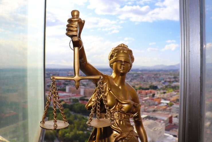 How Celebrities Deal with Legal Issues #celebrities #legal issues