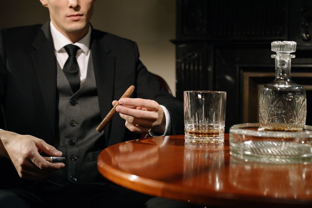 How Luxury Cigar Collectors Maintain Their Collections #LuxuryLifestyle #LuxuryCigars #CigarCollection