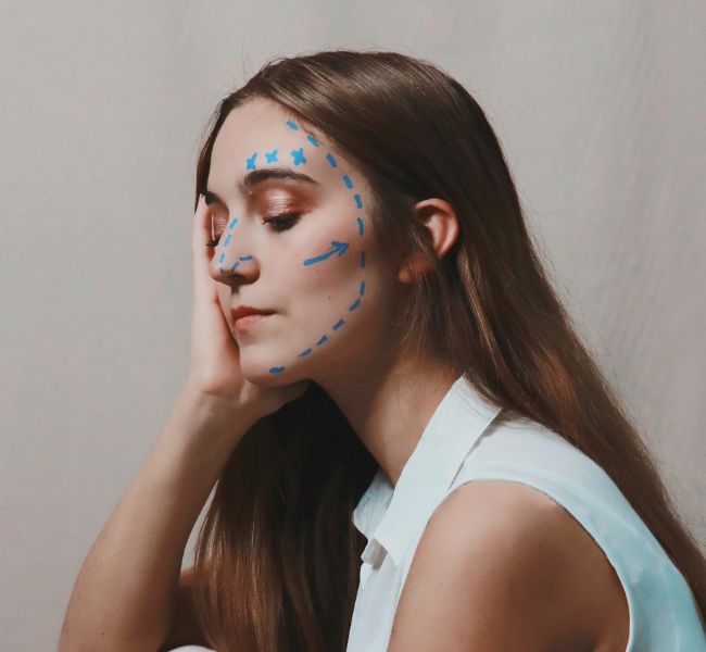 How Plastic Surgery Can Help Enhance Your Natural Look #beverlyhills #beverlyhillsmagazine #enhanceyournaturallook #plasticsurgery #breastsurgeryprocedures #surgeon #improveyourconfidence