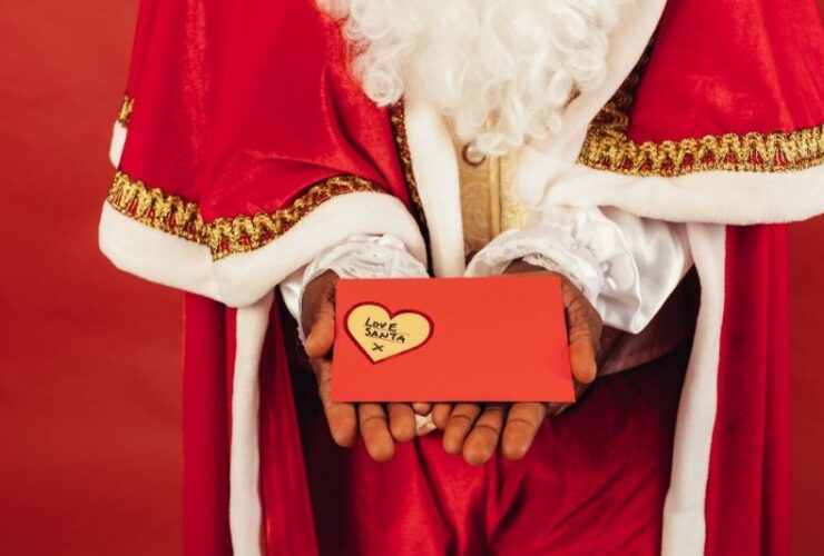 How Santa Letters Can Make Your Child’s Christmas More Magical #beverlyhills #beverlyhillsmagazine #bevhillsmag #santaclaus #santaletter #christmas #festiveseason