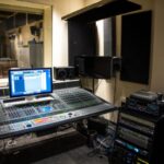 How To Build the Perfect Recording Studio At Home #beverlyhills #beverlyhillsmagazine #recordingstudio #recordstudio #recordingroom #musicrecordingstudios #musicproduction #homestudio #bevhillsmag