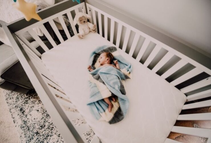 How To Choose The Best Baby Equipment On The Market #beverlyhillsmagazine #bevhillsmag #babyequipment #babyitems #productsforyourbaby #shoppingforbabyequipment #bevhillsmag