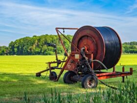 Beverly Hills Magazine How To Choose The Best Tow Behind Lawn Sprayer