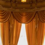 How To Choose the Best Curtain Color #beverlyhills #beverlyhillsmagazine #curtaincolors #bestcolorschemes #favouritecolor #redecoratingyourspace