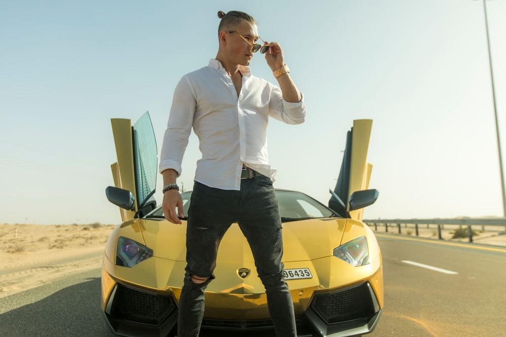 How To Keep Your Car Looking Great #beverlyhills #beverlyhillsmagazine #bevhillsmag #keepyourcarlookinggreat #sportscar #carcare