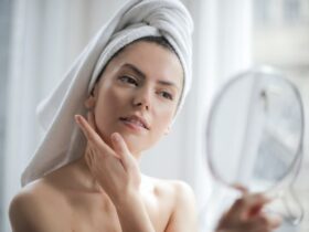 How To Make Sure That Your Skin Is Smooth And Soft #beverlyhills #beverlyhillsmagazine #typeofskin #skincare #keepyourskinsmooth