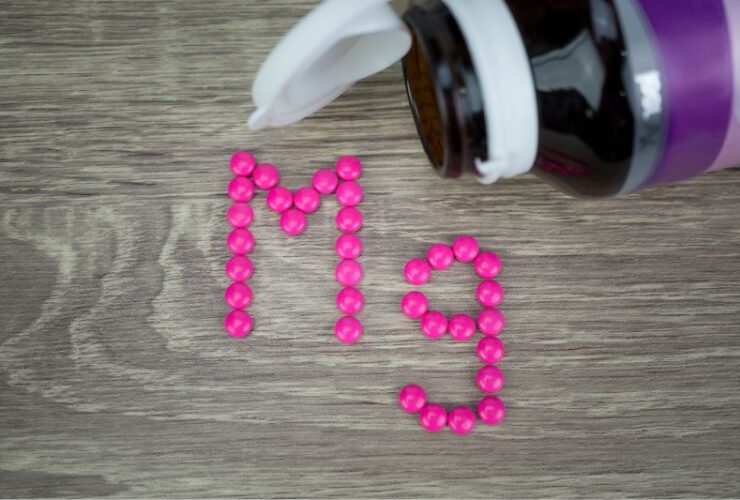 How To Manage Your Menopause With Magnesium #beverlyhills #beverlyhillsmagazine #supplements #mangnesium #menopausesymptoms #vitaminsandminerals