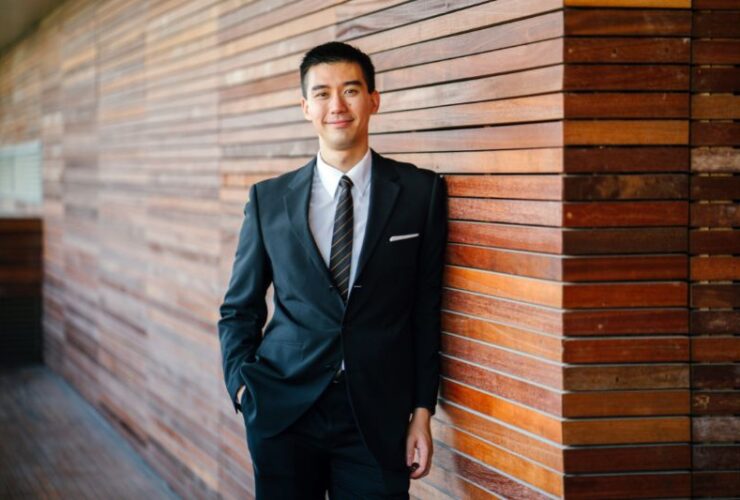 How To Stay On Track & Achieve Success In Business #beverlyhills #beverlyhillsmagazine #successinbusiness #strongonlinepresence #financialproduct #businessowner