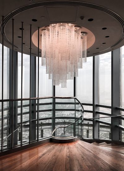 How To Succeed As A Luxury Business Owner #beverlyhills #beverlyhillsmagazine #luxurybusinessowner #luxuriousbrand #luxurybompany #successfulluxurybusiness