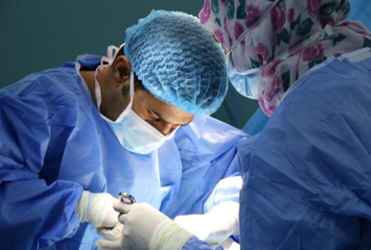 How To Use Stem Cell Medicine to Promote Youth #beverlyhillsmagazine #beverlyhills #bevhillsmag #regenerativemedicine #stemcells #bonemarrowprocedure #healingprocess