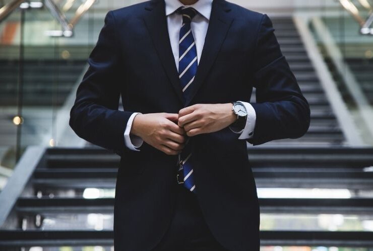 How a Lawyer Can Help You With a Lawsuit #beverlyhills #beverlyhillsmagazine #bevhillsmag #fillingalawsuit #typesoflawsuit #experiencedlawyer #experiencedprofessional