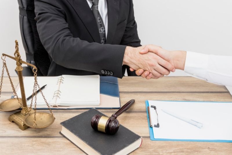 How a Personal Injury Lawyer Can Help You: #beverlyhills #beverlyhillsmagazine #personalinjurylawyer #personalinjuryattorney #personalinjurycase #personalinjuryclaim #personalinjury #law #lawyer #bevhillsmag