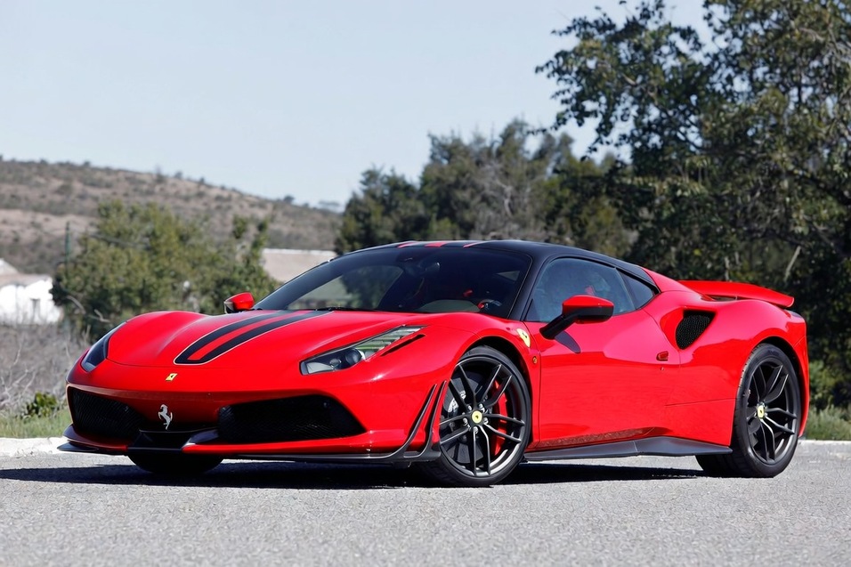 How To Choose A Luxury Car That Fits Your Lifestyle #beverlyhills #beverlyhillsmagazine #investinyourdreamvehicle #luxurycar #buyacar #maintenancetips