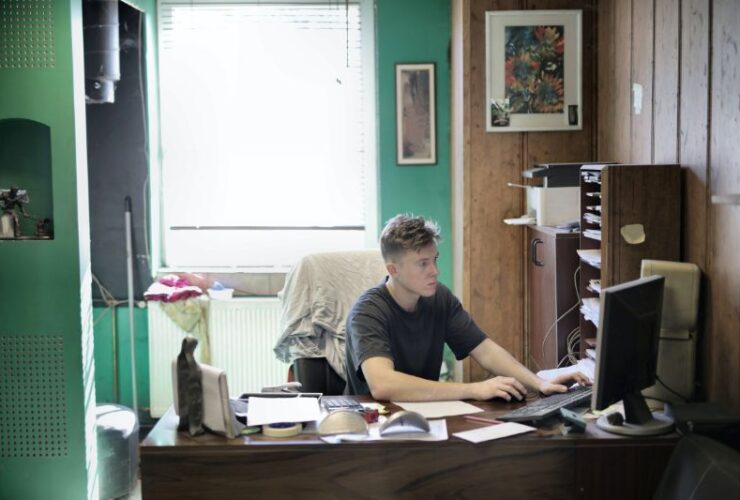 How to Develop Your Skill Set to Advance Your Business #beverlyhills #beverlyhillsmagazine #developyourskillset #networkandbuildrelationships #trackyourprogress #advanceyourbusiness