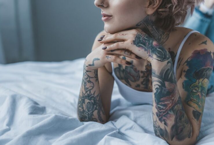 How to Dress if You Have Tattoos #beverlyhills #beverlyhillsmagazine #tattoremoval #tattooplacement #wearingadress #floraldesign