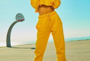 How to Find Your Modern Style in Thrift Stores? #beverlyhills #beverlyhillsmagazine #bevhillsmag #thriftstores #uniquewardrobe #selfexpression