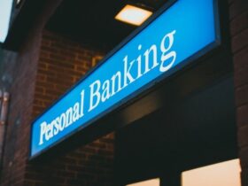 How to Get Approved for a Personal Loan Faster #beverlyhills #beverlyhillsmagazine #bevhillsmag #personalloan #financialincome #financialsituation #credithistory