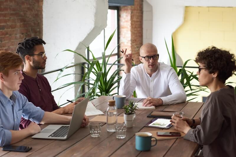 How to Help Your Business Succeed:#beverlyhills #beverlyhillsmagazine #business #successfulbusiness #businessplan #businessbrand #businessonlinepresence #businessonline #professionals