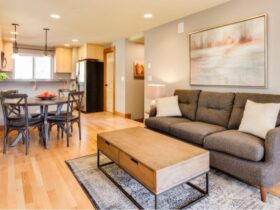 How to Make the Most of a Small Living Space #beverlyhills #beverlyhillsmagazine #bevhillsmag #getorganized #staryorganized #smalllivingspace