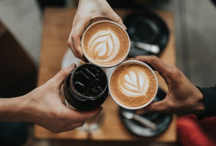 How to Make the Perfect Pour-Over Coffee #beverlyhills #beverlyhillsmagazine #bevhillsmag #pourovercoffee #perfectcupofcoffee #brewinginstructions #brewingcoffee