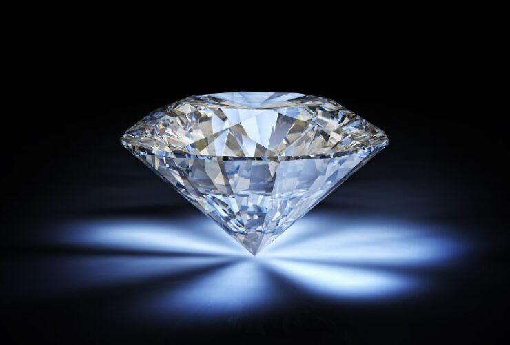How to Navigate the Diamond Market #beverlyhills #beverlyhillsmagazine #unethicalbusiness #diamond #customerservice #engagementring #rarecarat #typesofjewelers