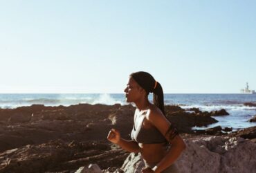 How to Plan Your Perfect Running Route for Variety and Challenge #beverlyhills #beverlyhillsmagazine #improveyouragility #runningroute #runninggroups #physicalactivities #runningroutine