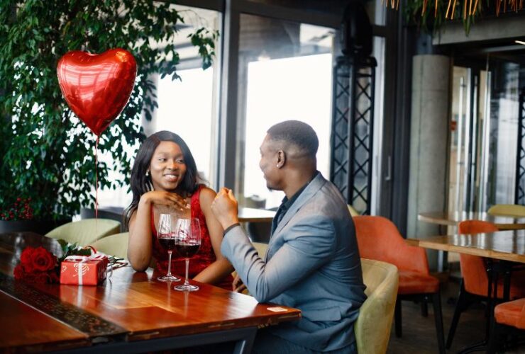 How to Set Up an Awesome Dating Profile #datingprofile #datingplatform #datingapp #beverlyhills #beverlyhillsmagazine