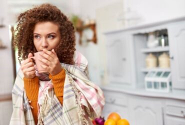 How to Style a Cashmere Wrap #beverlyhills #beverlyhillsmagazine #bevhillsmag #cashmerewrap #cashmerecollection #perfectlook #luxurylook #chicoutfit #styleoptions