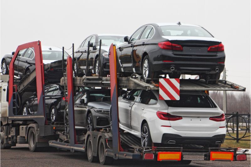 How to Transport a Car #beverlyhills #beverlyhillsmagazine #beverlyhillsmagazine #autotransportatin #cartransportation #insuranceprotection