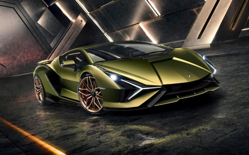 Hybrid Sports Car: The Lamborghini Sian FKP-37 #beverlyhills #beverlyhillsmagazine #carmagazine #popularcarmagazine #luxurycar #dreamcar #fastcar #cars #coolcar #sportscar #hypercar #supersportscar #lamborghini #lamborghinisian #sianfkp37 #2021siancoupe #coupe