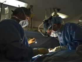 mportant Facts About ACL Reconstruction Surgery You Should Know #beverlyhills #beverlyhillsmagazine #ACLinjury #ACLreconstructionsurgery #ssekmedicalattentiona