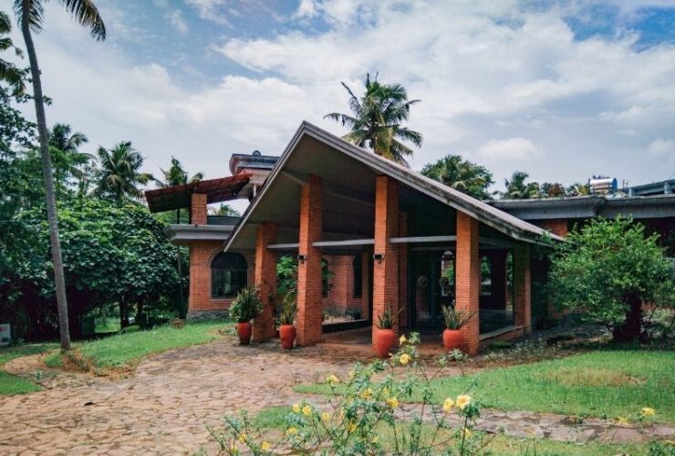 Innovative Ways To Build A Sustainable Home #beverlyhills #beverlyhillsmagazine #bevhillsmag #sustainablehome #sustainablehousing #non-toxicbuildingmaterials