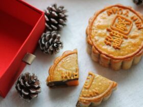 Interesting Facts You Need to Know About Mooncakes #beverlyhills #beverlyhillsmagazine #popularpastry #mooncakes #chinesemooncake #bevhillsmag