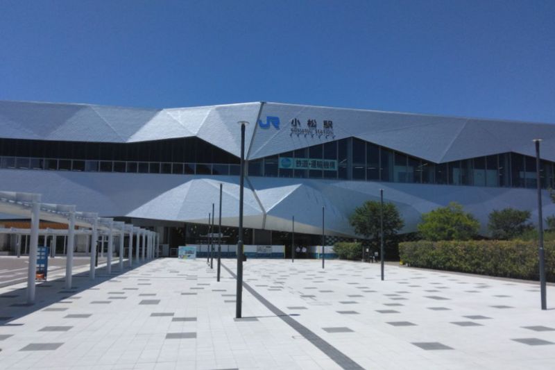 Japan's Hokuriku Bullet Train Extension #beverlyhills #beverlyhillsmagazine #komatsustation #kagacity #hokurikushinkansenline #bullettrainextension